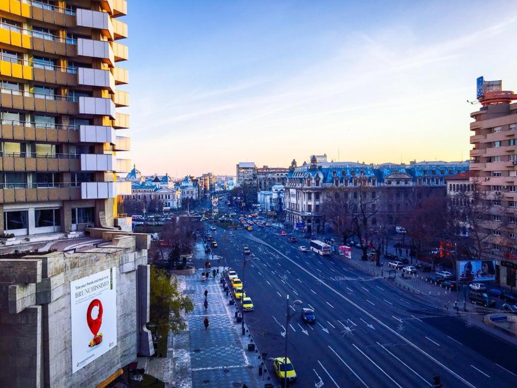 Central Studio Across From Intercontinental Bucureşti Exterior foto